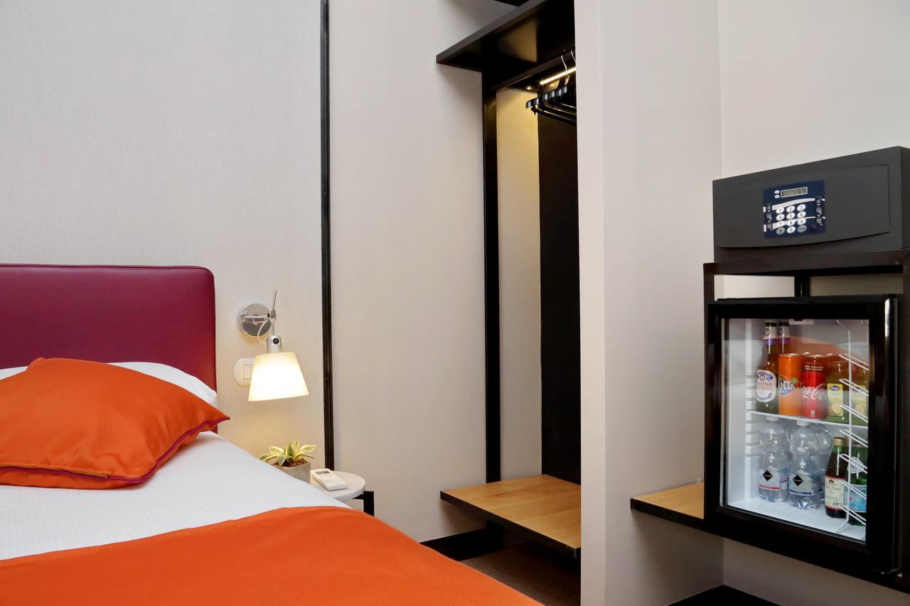 Colonna 32 Hotel Rome Exterior photo